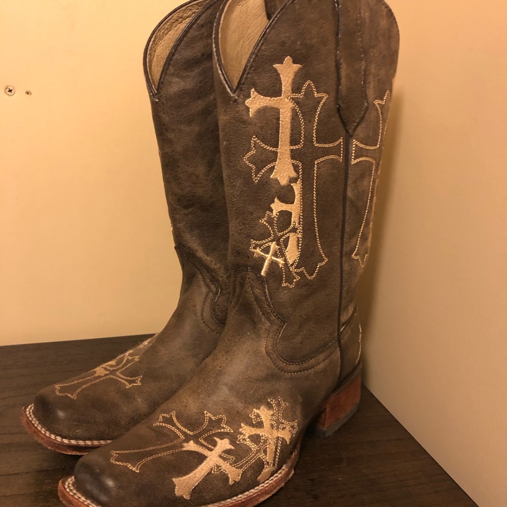 Circle G women’s boot size 8.5